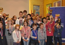 ЗАСЛУЖЕНА ПРИЗНАЊА МЛАДИМ ШАХИСТИМА