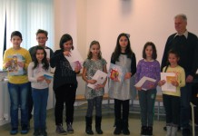 ОДРЖАНА ЂАЧКА ПЕСНИЧКА СУСРЕТАЊА 2015.