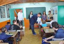 ПОКЛОНИ УЧЕНИЦИМА СПЕЦИЈАЛНИХ ШКОЛА