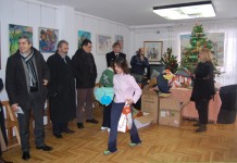 POKLONI ZA DECU BEZ RODITELJSKOG STARANJA