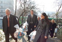 BOŽIĆNI POKLONI DOMU „MOŠA PIJADE“