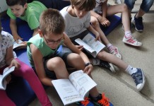 ПЕСМАРИЦА ЧИКА ЈОВЕ ЗМАЈА УРУЧЕНА ПРВАЦИМА ОШ „ДАНИЛО КИШ“