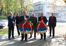 ПОЛОЖЕНИ ВЕНЦИ У СЛАВУ ОСЛОБОДИОЦИМА ВОЖДОВЦА