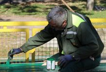 УРЕЂЕЊЕ ДЕЧИЈЕГ ИГРАЛИШТА У ЧИНОВНИЧКОЈ КОЛОНИЈИ